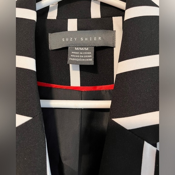 Striking Black & White Striped Blazer Suzy Shier Size M - Picture 5 of 7